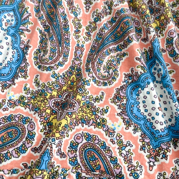 Flowy Sleeveless High-Low Dress - Picture 2 of 4